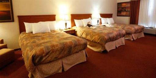 фото отеля Pomeroy Inn & Suites