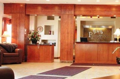 фото отеля Pomeroy Inn & Suites