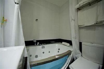 фото отеля Hostel Bacchus Olympia