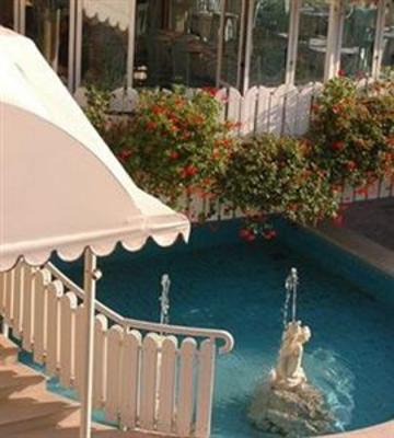 фото отеля Salus Hotel