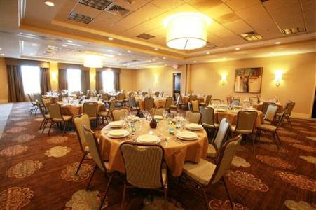 фото отеля Hilton Garden Inn Charlotte/Concord