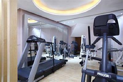 фото отеля Le Royal Tower Hotel