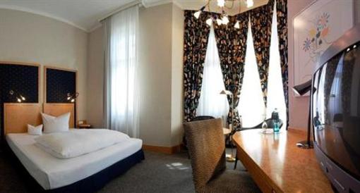 фото отеля Dom Hotel Limburg