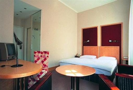 фото отеля Dom Hotel Limburg