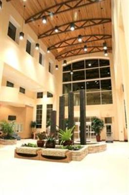 фото отеля Embassy Suites Birmingham-Hoover