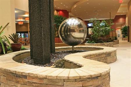 фото отеля Embassy Suites Birmingham-Hoover