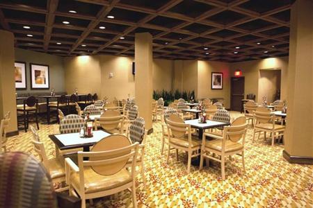 фото отеля Embassy Suites Birmingham-Hoover