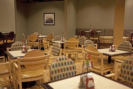фото отеля Embassy Suites Birmingham-Hoover