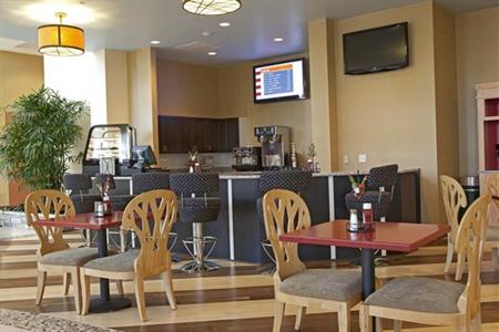 фото отеля Embassy Suites Birmingham-Hoover