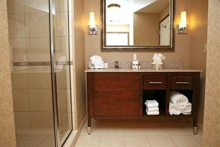 фото отеля Embassy Suites Birmingham-Hoover