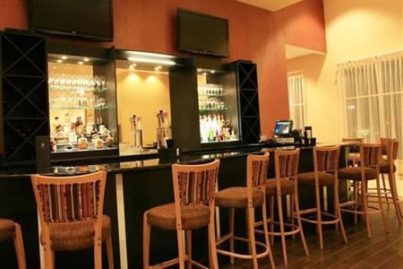 фото отеля Embassy Suites Birmingham-Hoover