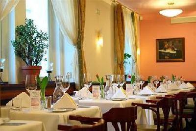 фото отеля Hotel U Divadla Prague