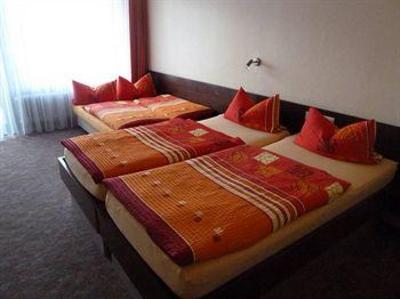 фото отеля Hotel-Pension Berlin