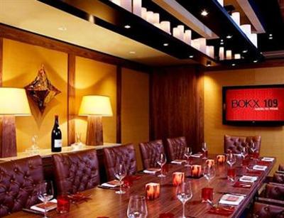 фото отеля Hotel Indigo Boston - Newton Riverside