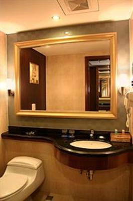 фото отеля The Bonanza Hotel & Spa