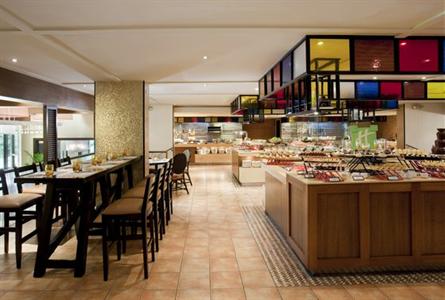 фото отеля Holiday Inn Clark Angeles City