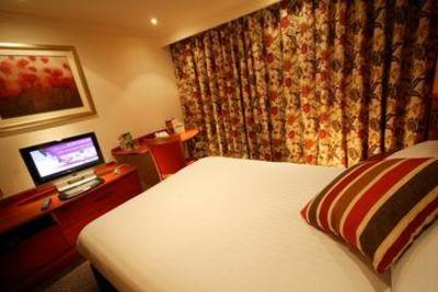 фото отеля Mercure Burton Upon Trent Newton Park
