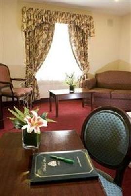 фото отеля Fitzgeralds Woodlands House Hotel Adare