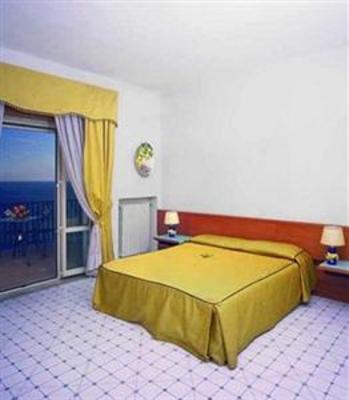 фото отеля Bristol Hotel Vietri sul Mare