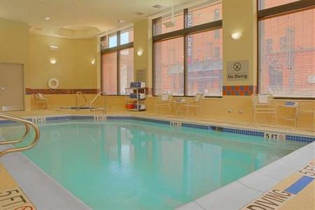 фото отеля Hampton Inn & Suites Pittsburgh - Downtown