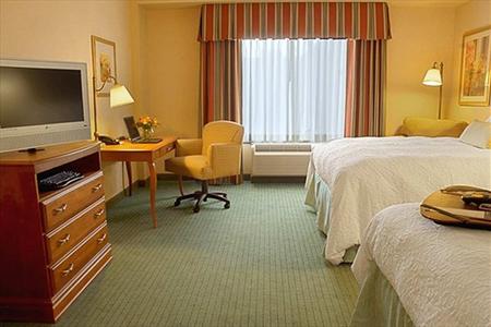 фото отеля Hampton Inn & Suites Pittsburgh - Downtown
