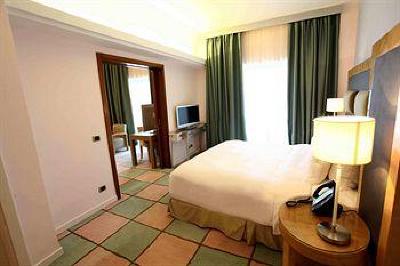 фото отеля Riviera Hotel Beirut