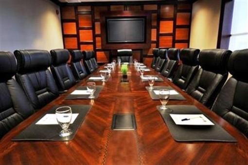 фото отеля Holiday Inn & Suites Parkway Conference Centre