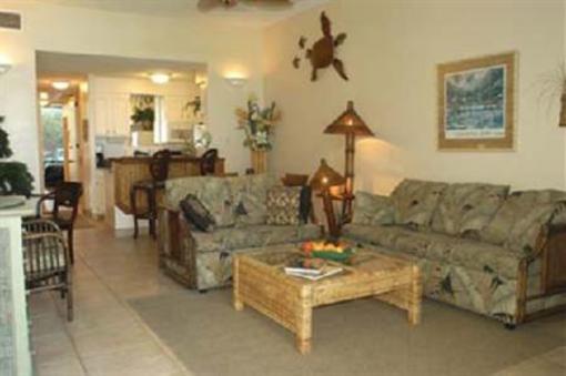 фото отеля Lahaina Shores Beach Resort