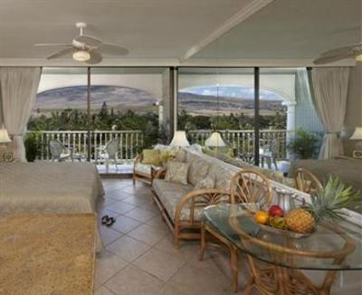 фото отеля Lahaina Shores Beach Resort