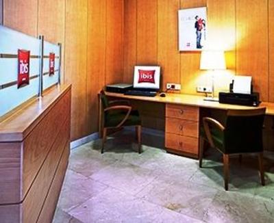 фото отеля Hotel Ibis Madrid Arganda