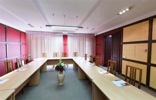 фото отеля Oktyabrskaya Hotel Krasnoyarsk