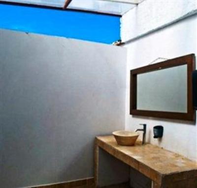 фото отеля Hostal Punto 79