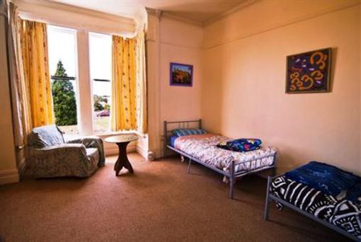 фото отеля Chillawhile Backpackers Art Gallery