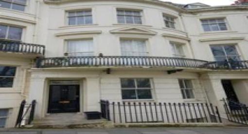 фото отеля TH - Green Powis Square