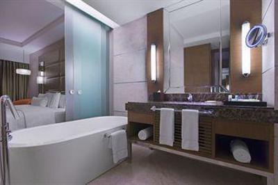фото отеля The Westin Chennai Velachery