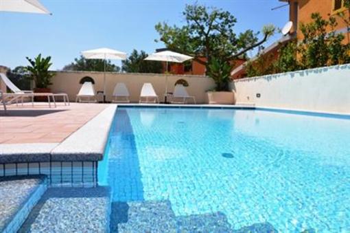 фото отеля Borgo degli Ulivi Residence