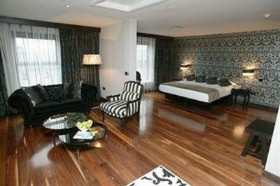 фото отеля The Twelve Hotel Galway