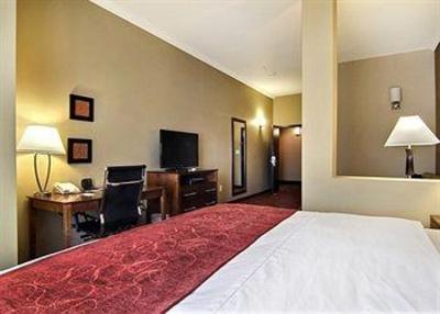 фото отеля Comfort Suites Farmington