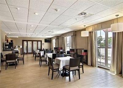 фото отеля Comfort Suites Farmington