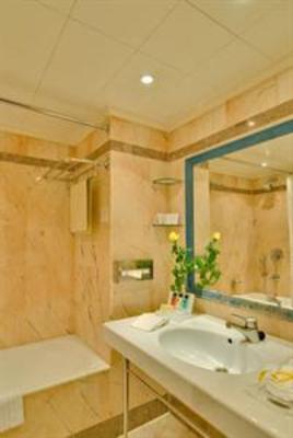 фото отеля Crowne Plaza Brussels Europa
