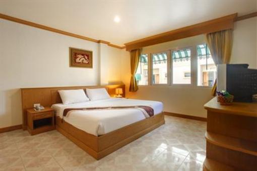 фото отеля Casa Jip Guesthouse Phuket