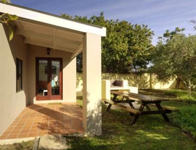 фото отеля Hermanus Backpackers