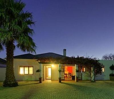 фото отеля Hermanus Backpackers