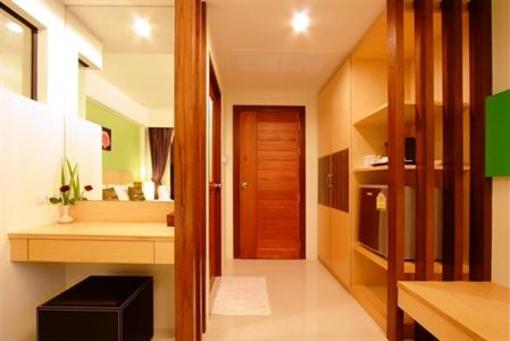 фото отеля Kalim Place