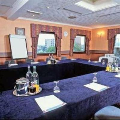 фото отеля Best Western Queens Hotel Perth (Scotland)