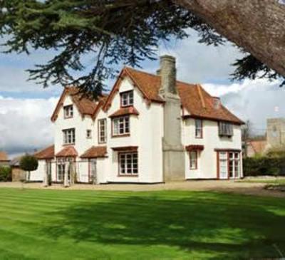 фото отеля Haughley House