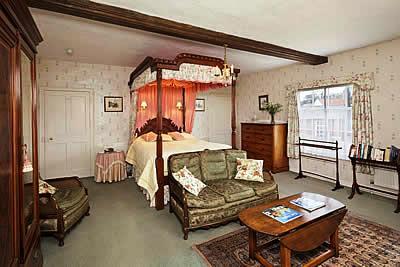 фото отеля Haughley House