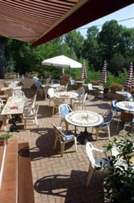 фото отеля Chez la Mere Depalle