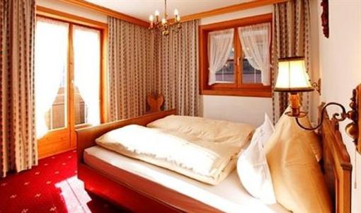 фото отеля Tirolerhof Hotel Serfaus
