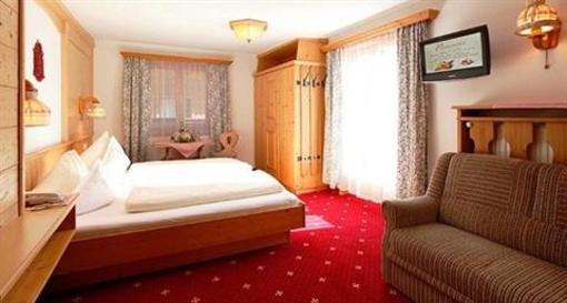 фото отеля Tirolerhof Hotel Serfaus